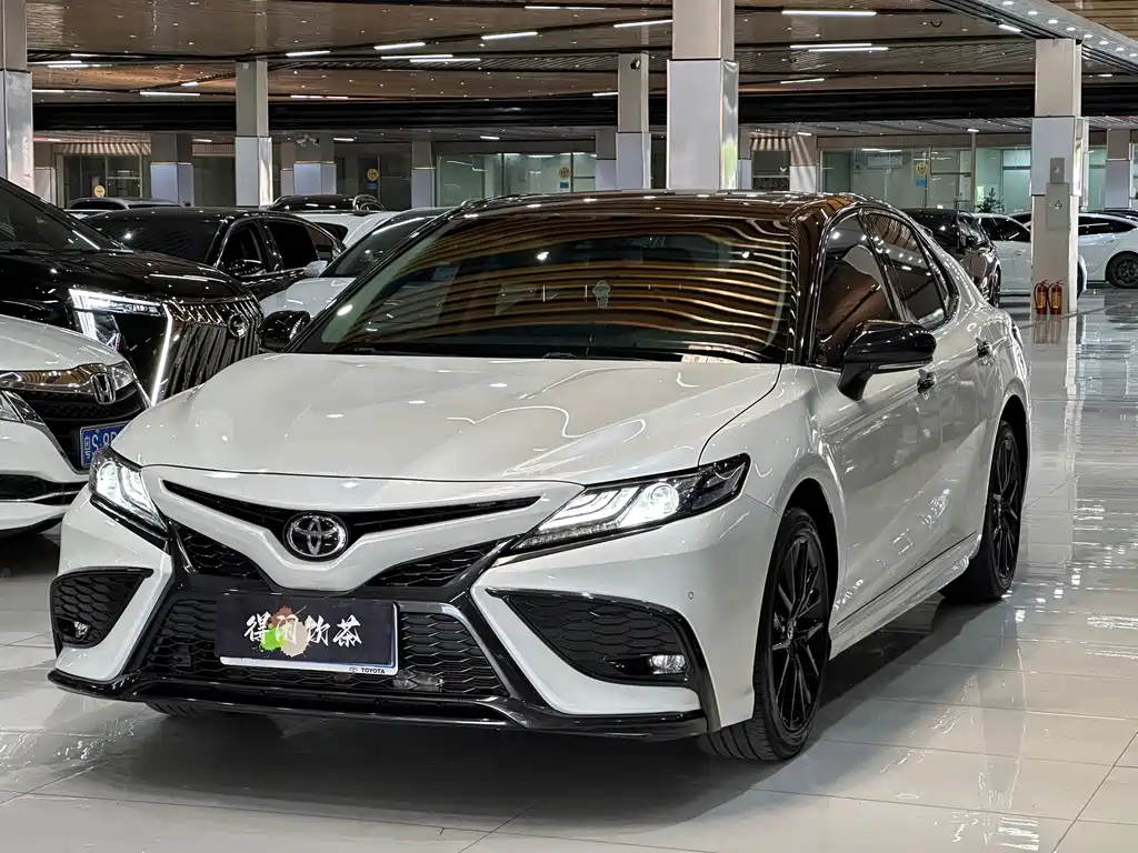 Toyota Camry 2023 2.5S