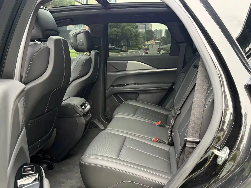 Cadillac XT5 — миниатюра 13