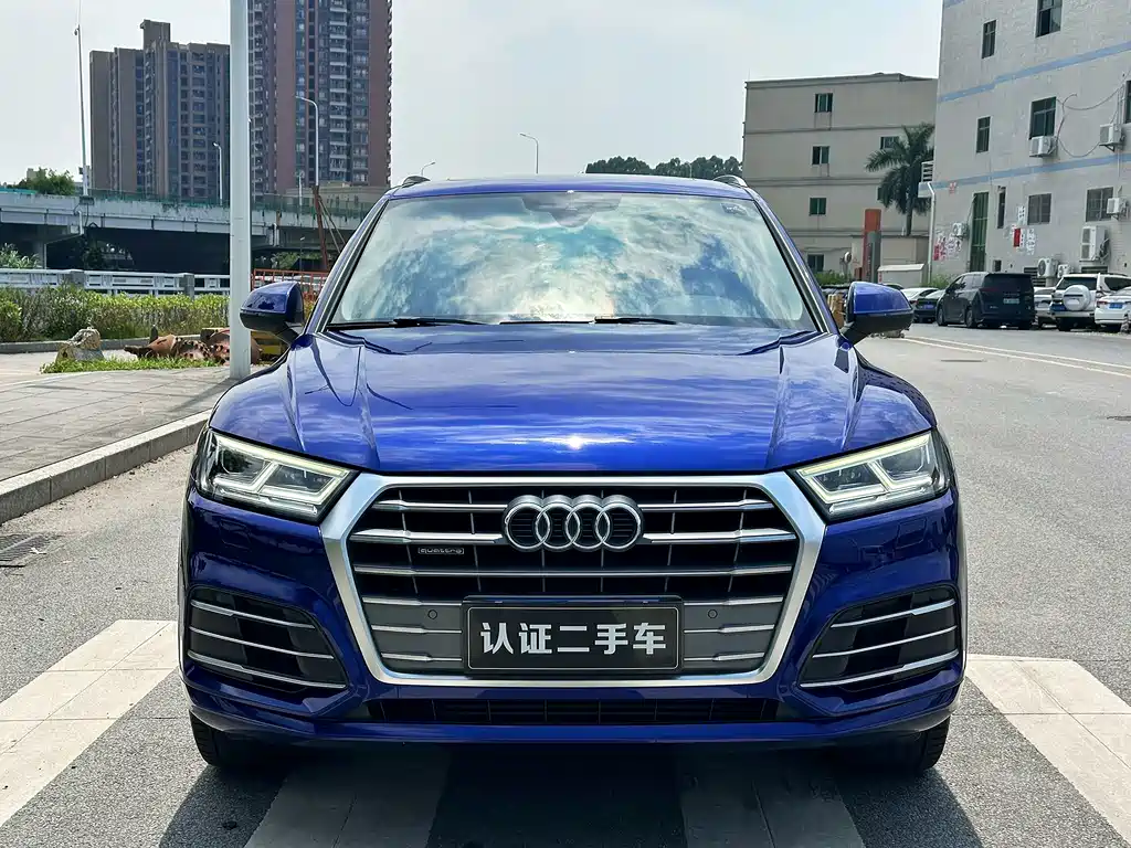 Audi Q5L — миниатюра 2