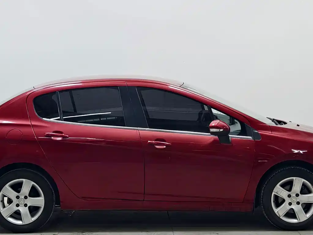 Peugeot 308 — миниатюра 8