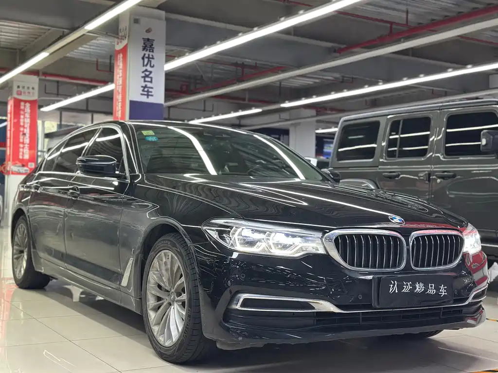 BMW 5 Series New Energy — миниатюра 3