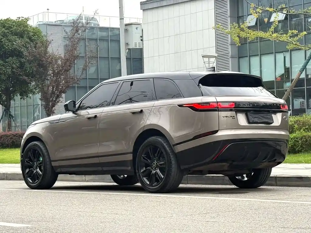 Land Rover Velar — миниатюра 16
