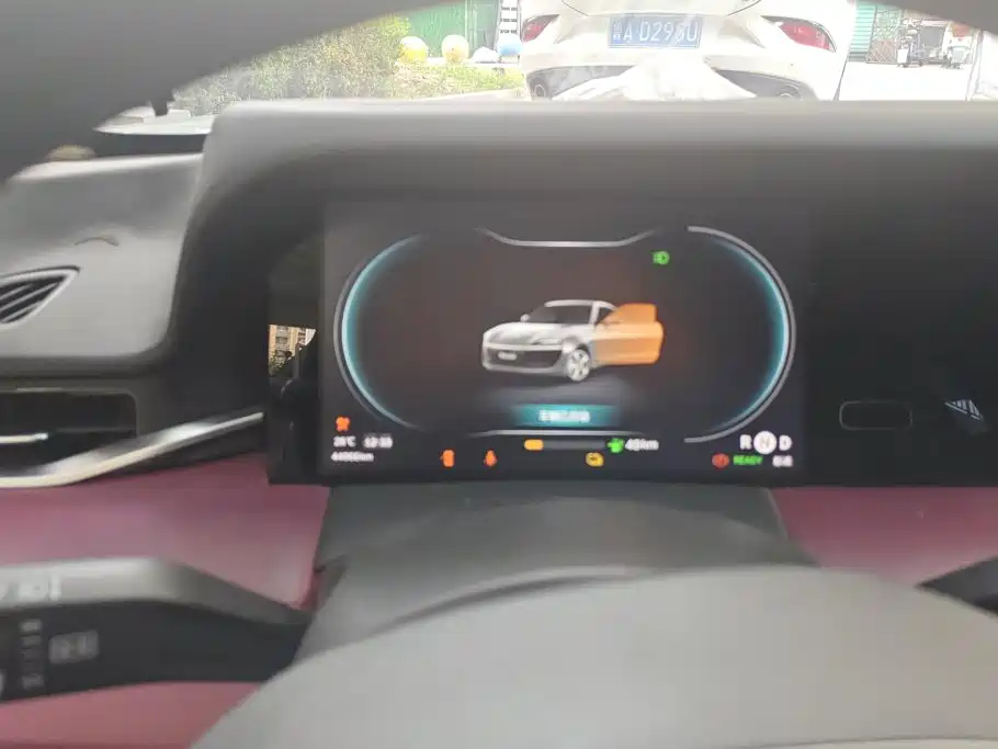 Leapmotor Leapmotor S01 — миниатюра 14