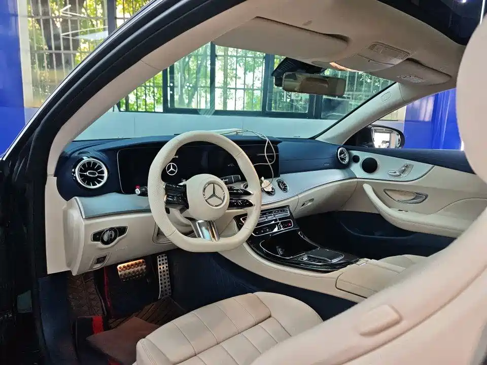 Mercedes-Benz E-Class (Import) — миниатюра 2