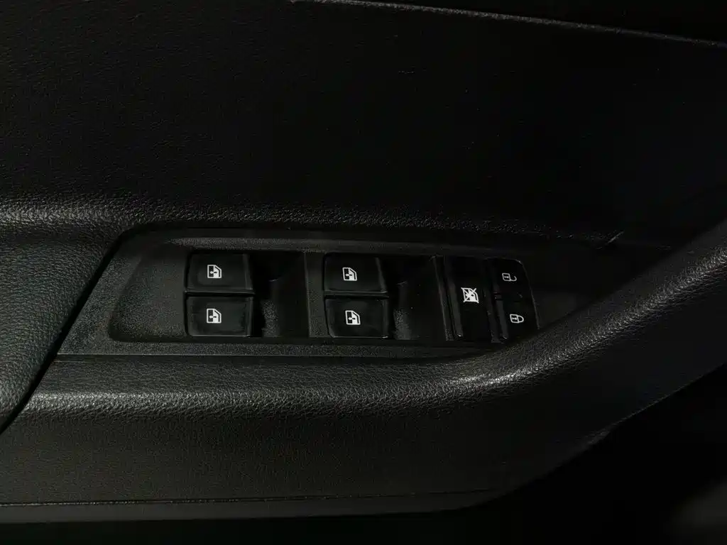 Maxus T60 — миниатюра 9