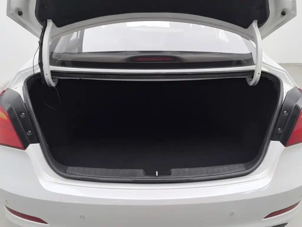 Hyundai Mistra — миниатюра 16
