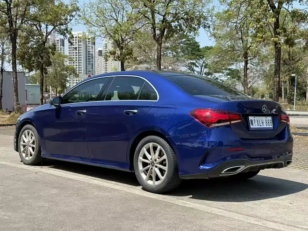 Mercedes-Benz A-Class — миниатюра 7