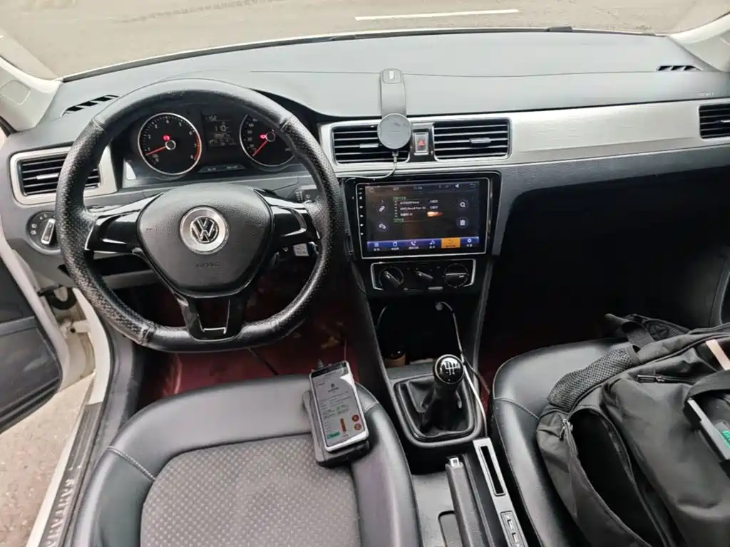Volkswagen Santana — миниатюра 10
