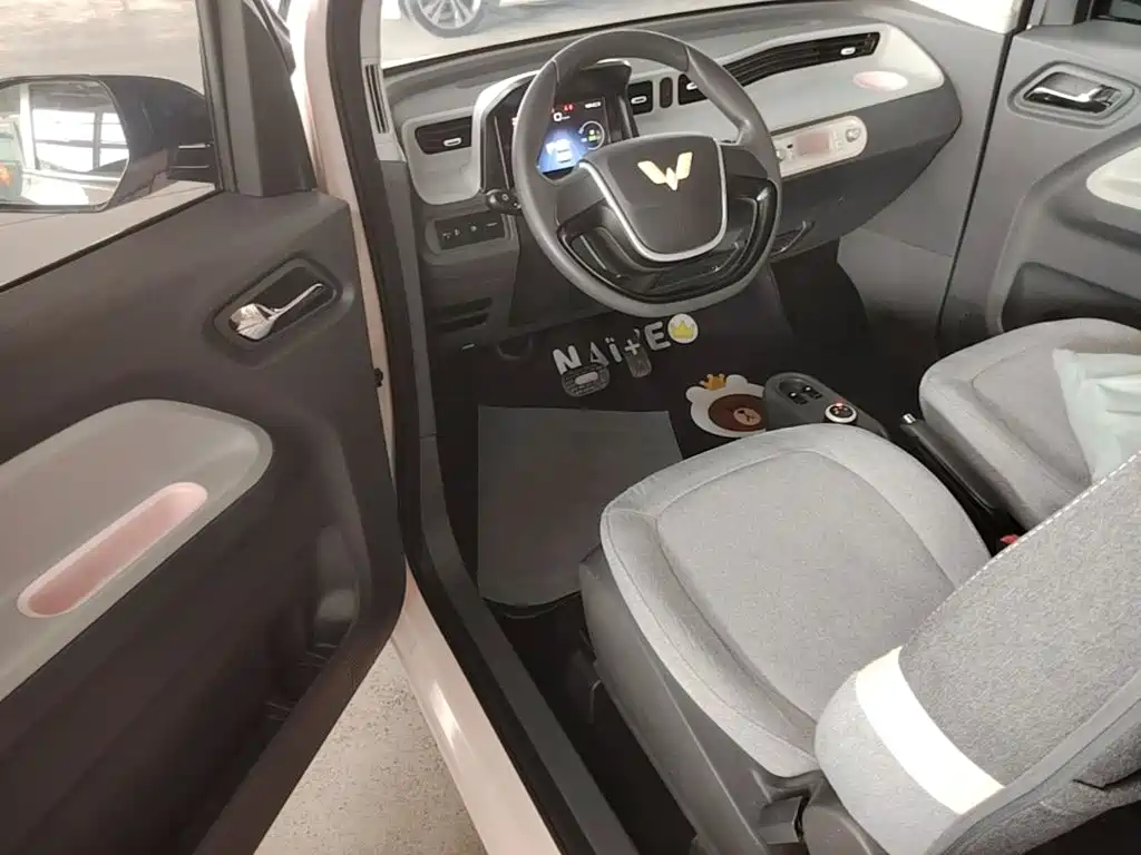Wuling MINIEV — миниатюра 15