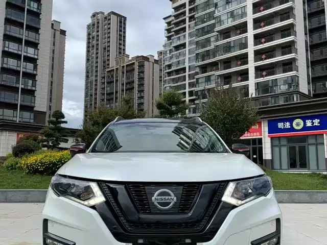 NISSAN QIJUN 2020