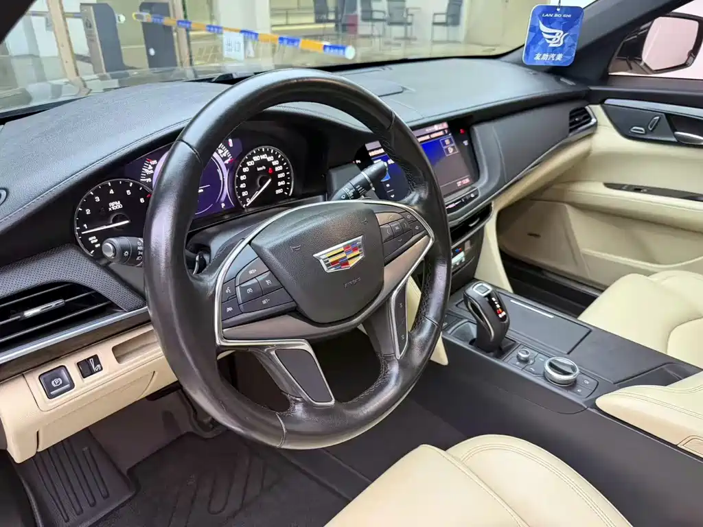 Cadillac CT6 — миниатюра 7