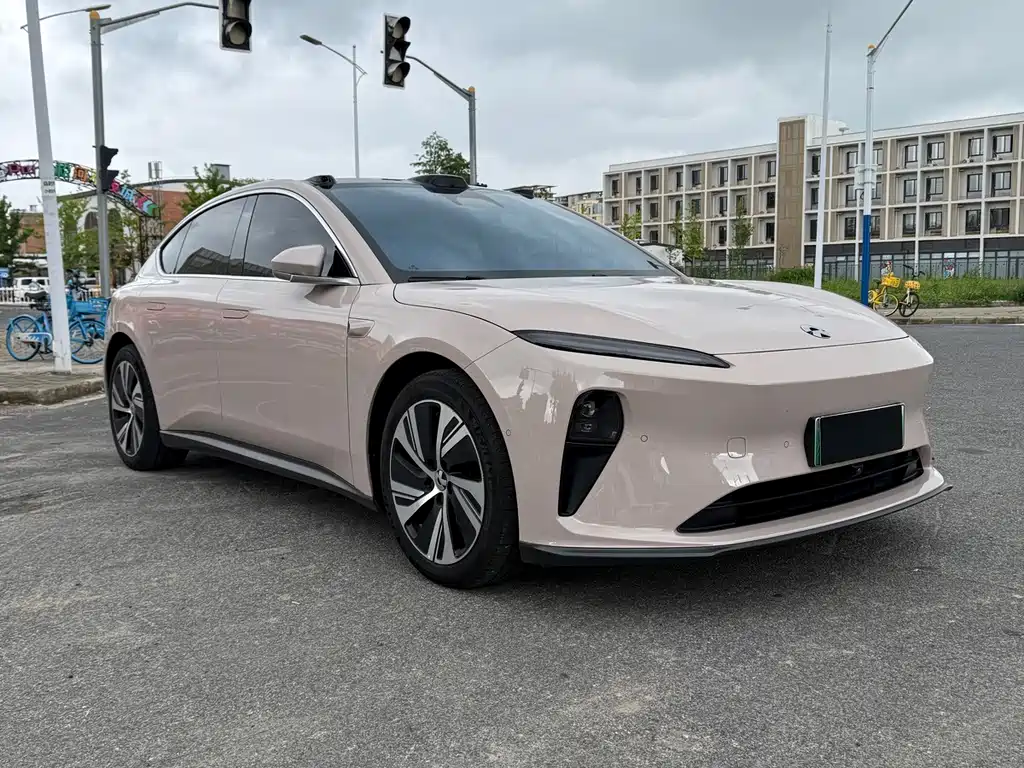 NIO ET5 — миниатюра 3