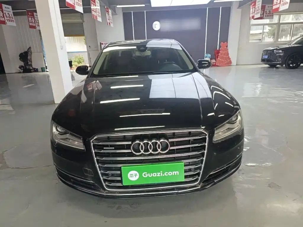 Audi A8 — миниатюра 3