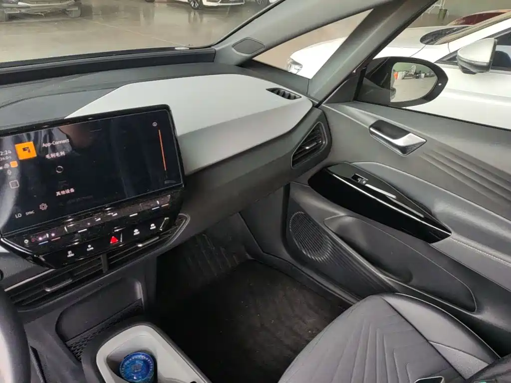 Volkswagen ID.3 — миниатюра 13