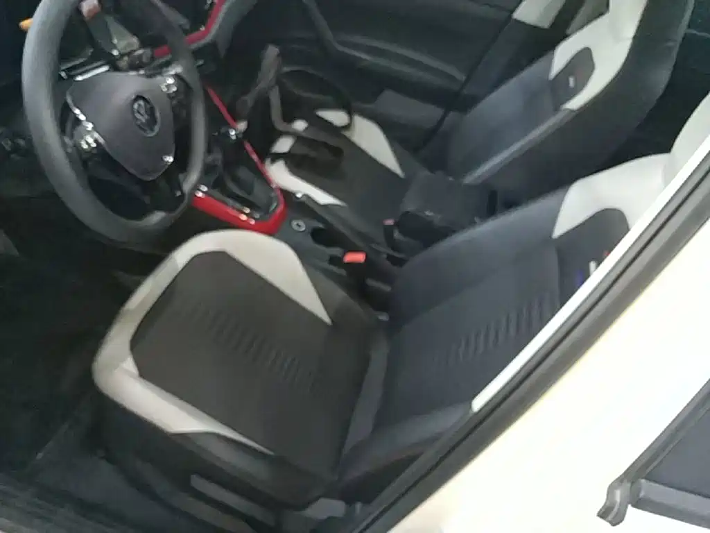 Volkswagen Polo — миниатюра 15