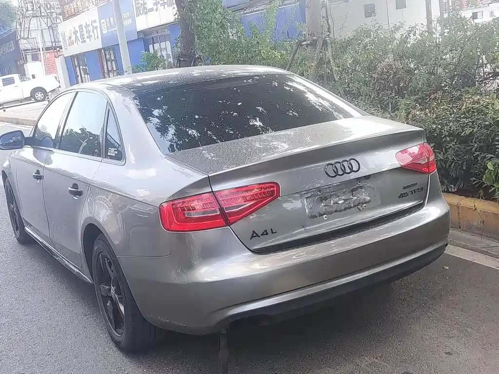 Audi A4L — миниатюра 5