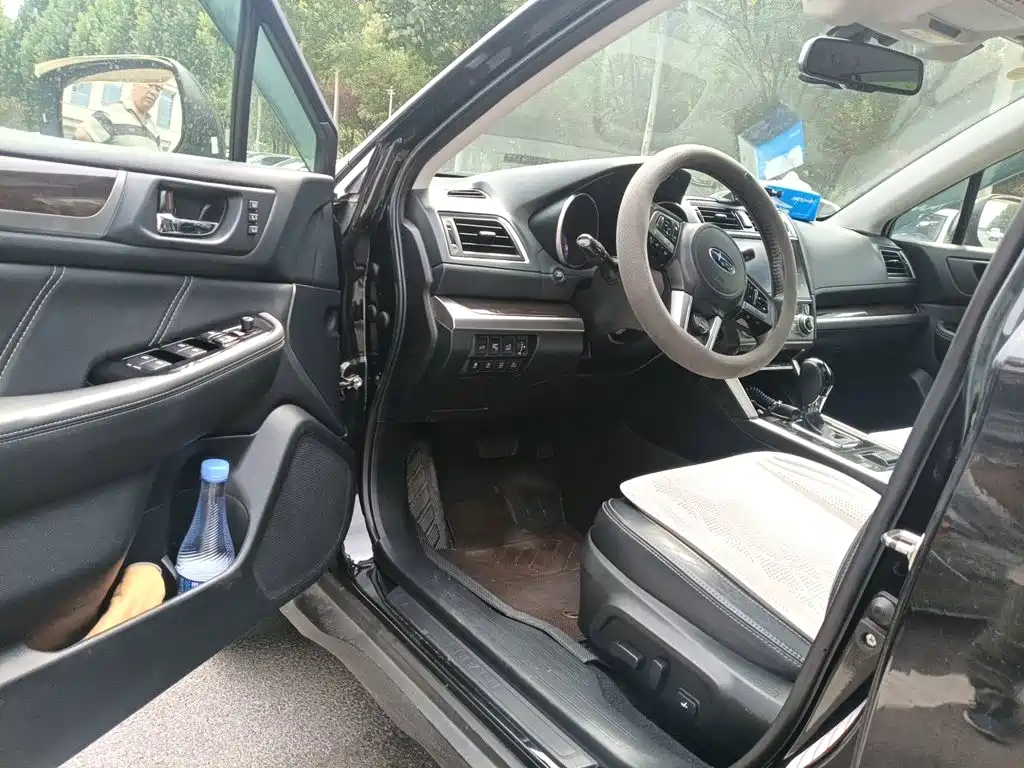 Subaru Outback — миниатюра 12