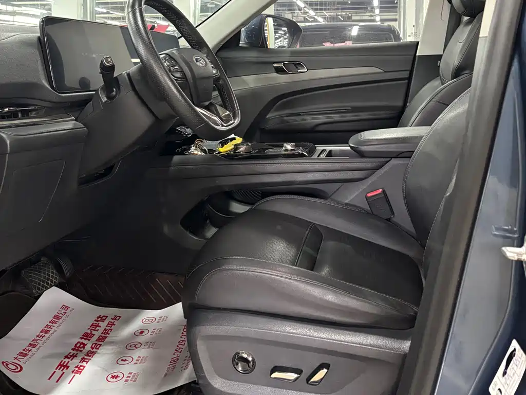 Ford Equator Sport — миниатюра 5