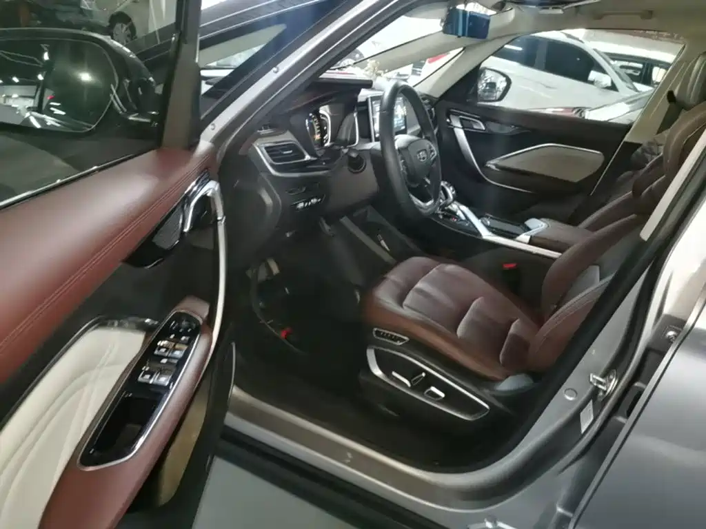 Geely Jia Ji — миниатюра 16