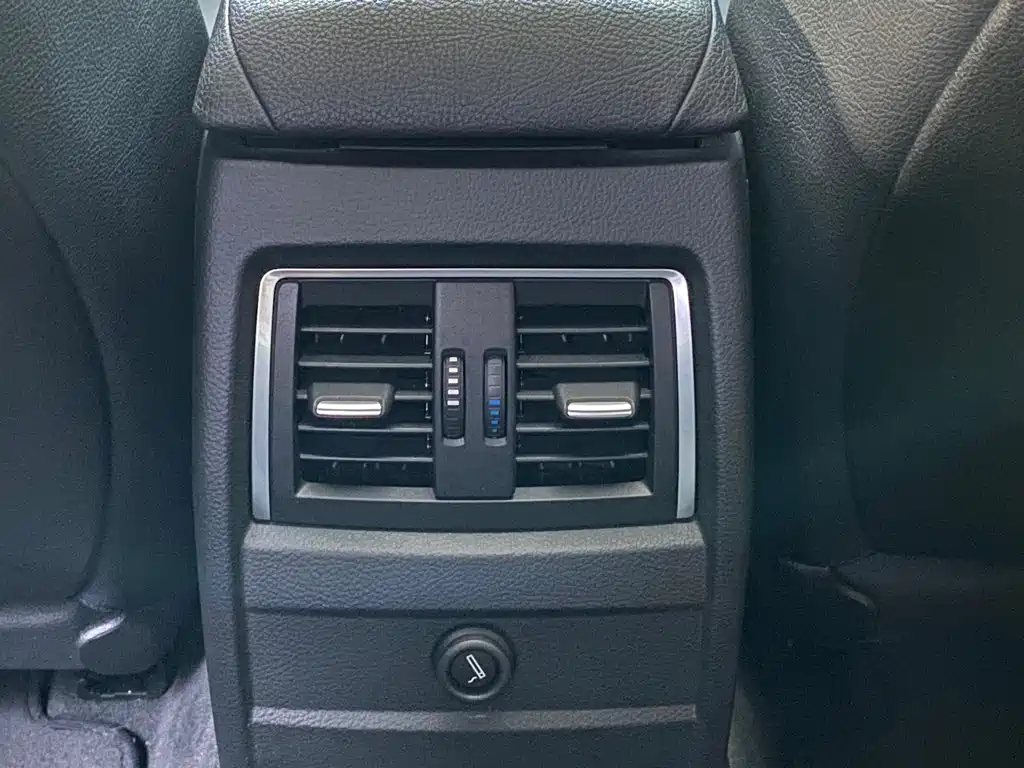 BMW 3 Series — миниатюра 15