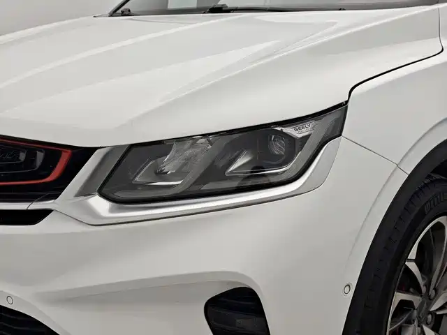 Geely Binyue — миниатюра 9