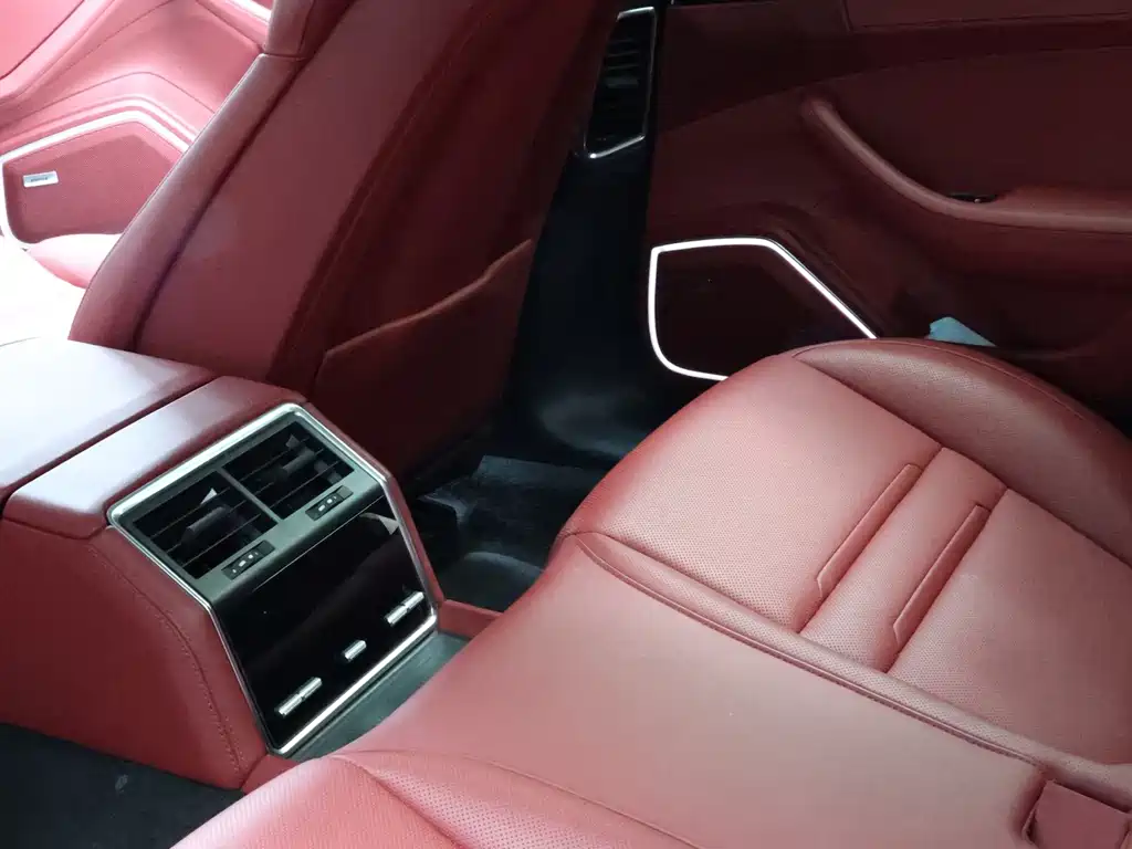Porsche Panamera — миниатюра 14