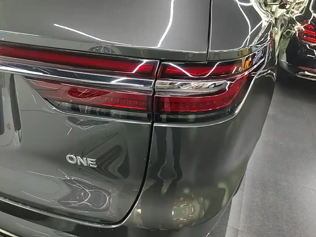 Li Auto Li ONE — миниатюра 8