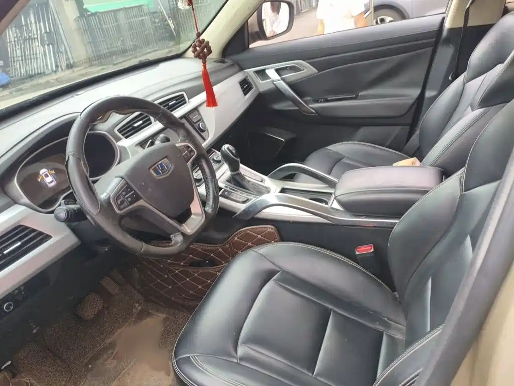 Geely Boyue — миниатюра 8
