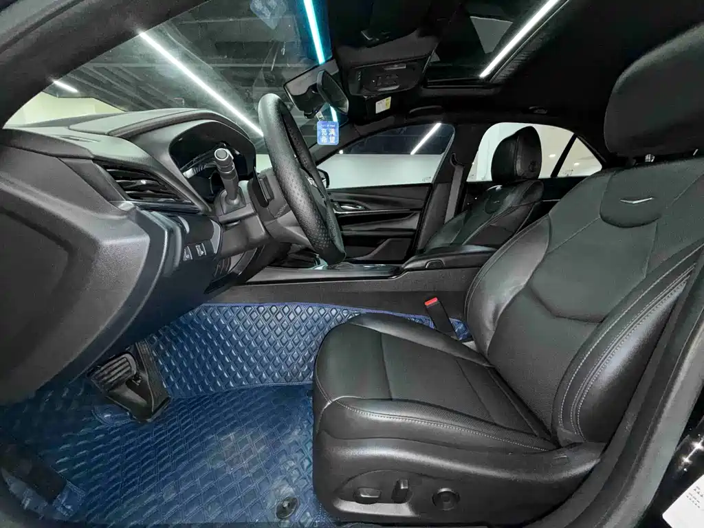 Cadillac CT4 — миниатюра 4