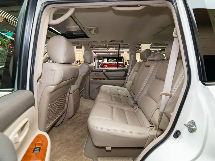 Toyota Land Cruiser — миниатюра 9