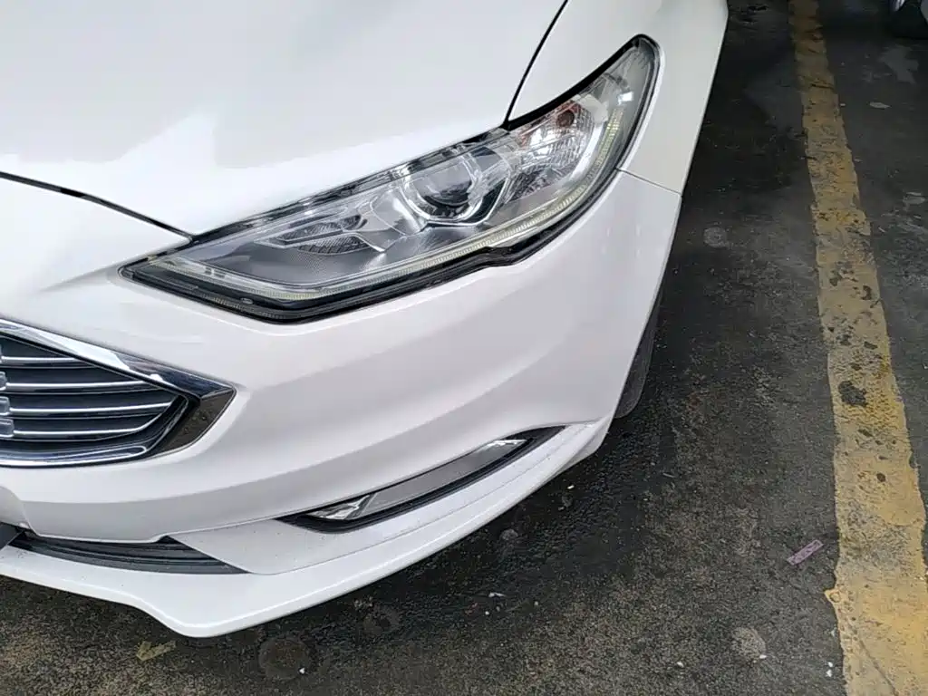 Ford Mondeo — миниатюра 24