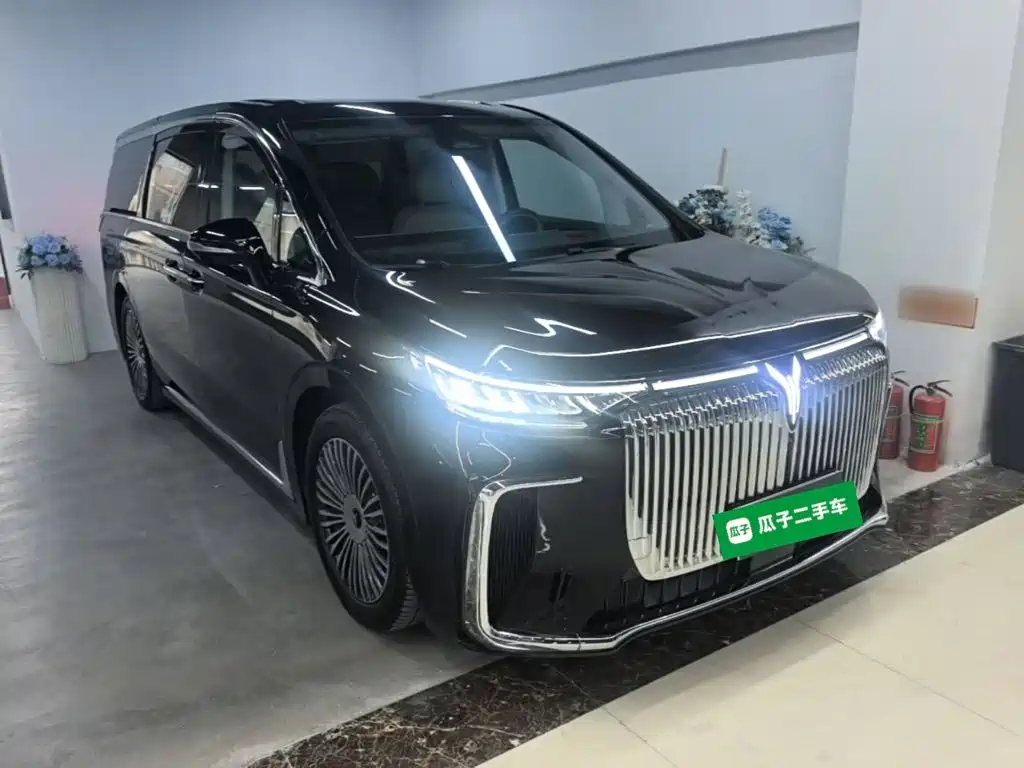 VOYAH Dreamer — миниатюра 4