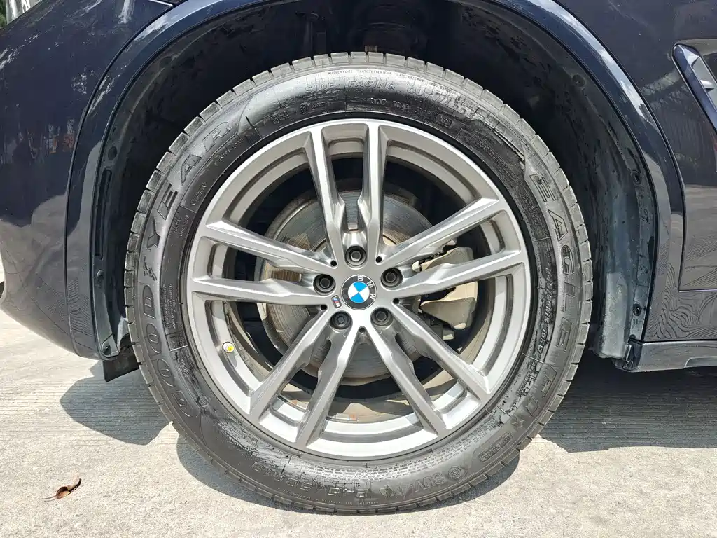 BMW X3 — миниатюра 19