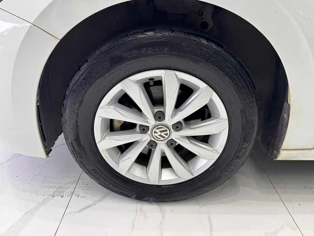 Volkswagen Bora — миниатюра 25