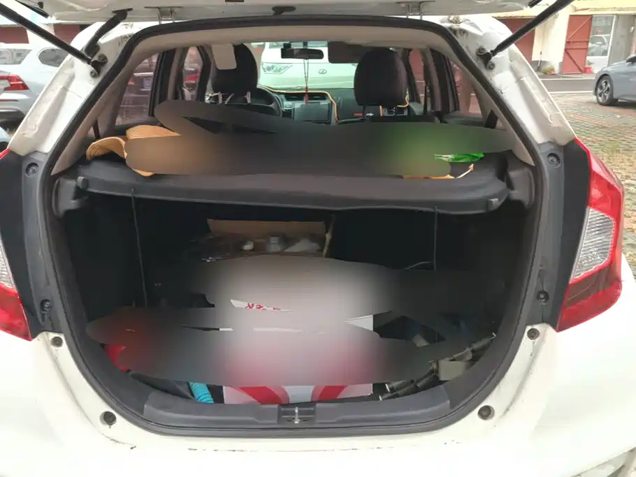 Honda Fit — миниатюра 4