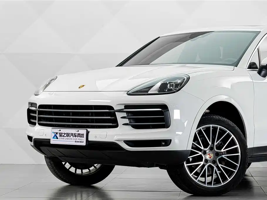 Porsche Cayenne — миниатюра 3