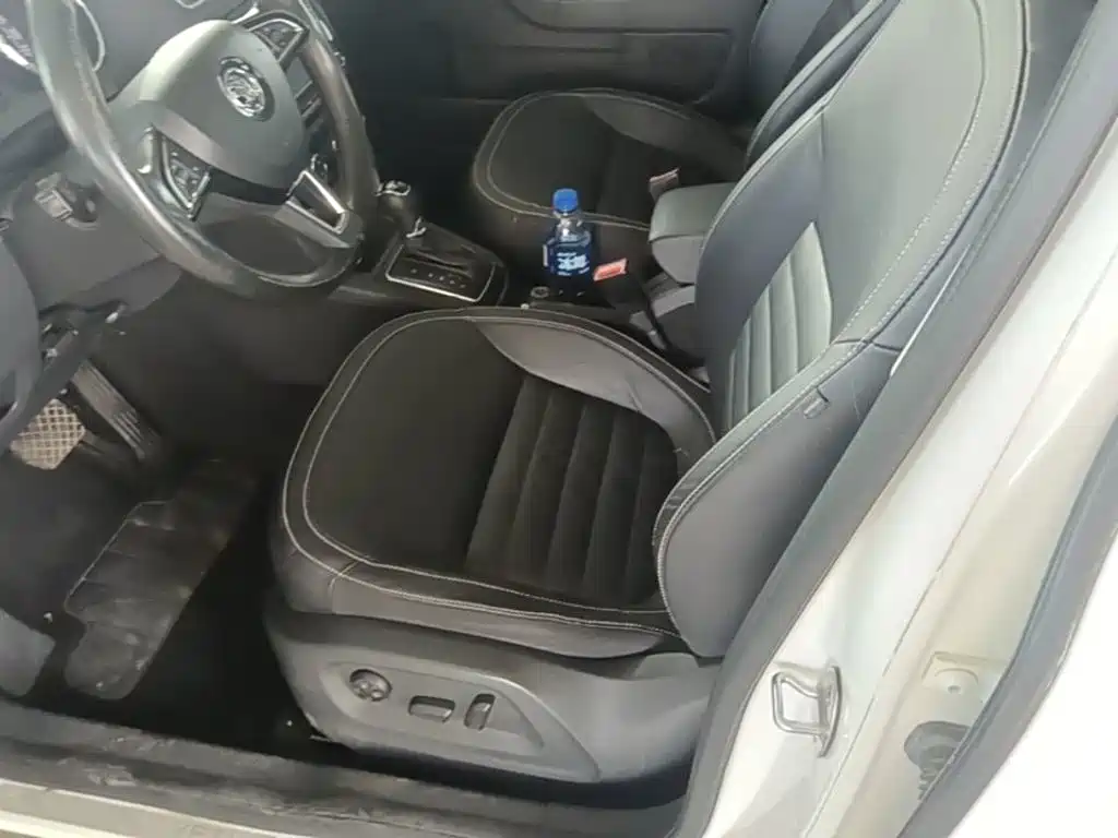 Skoda Yeti — миниатюра 15