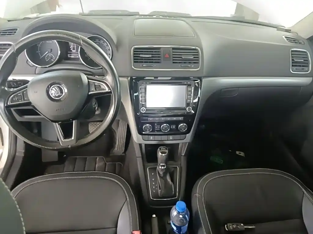 Skoda Yeti — миниатюра 10