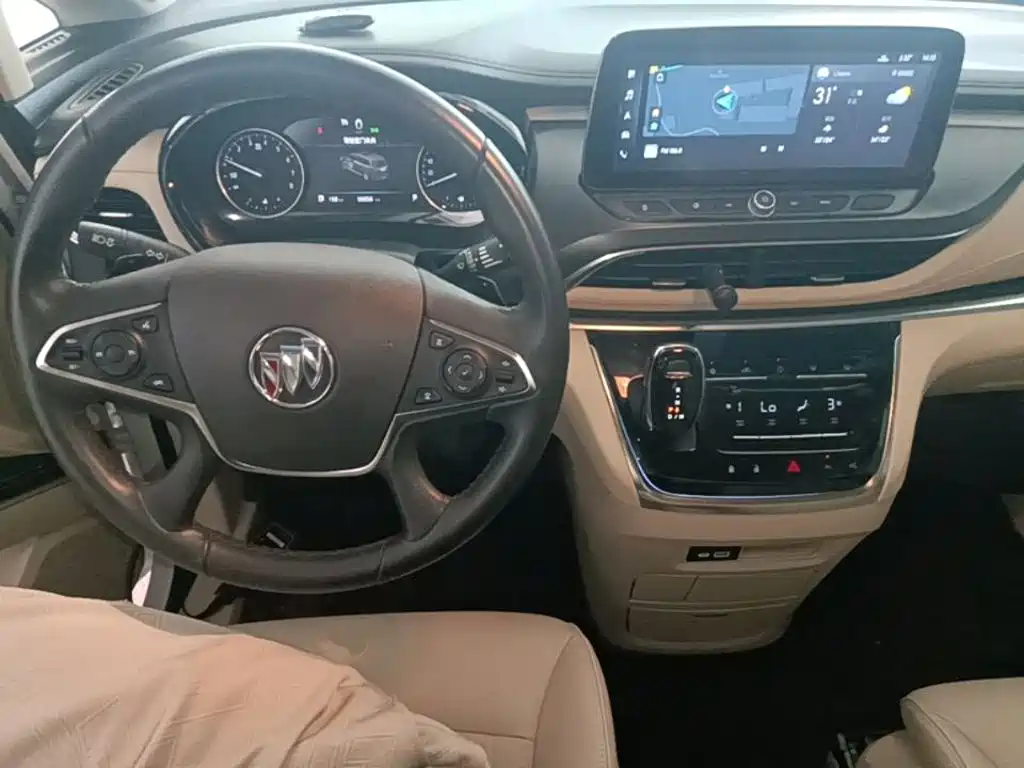 Buick GL8 — миниатюра 10