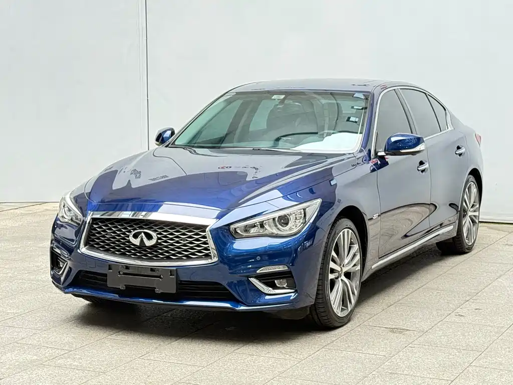 INFINITI Q50L