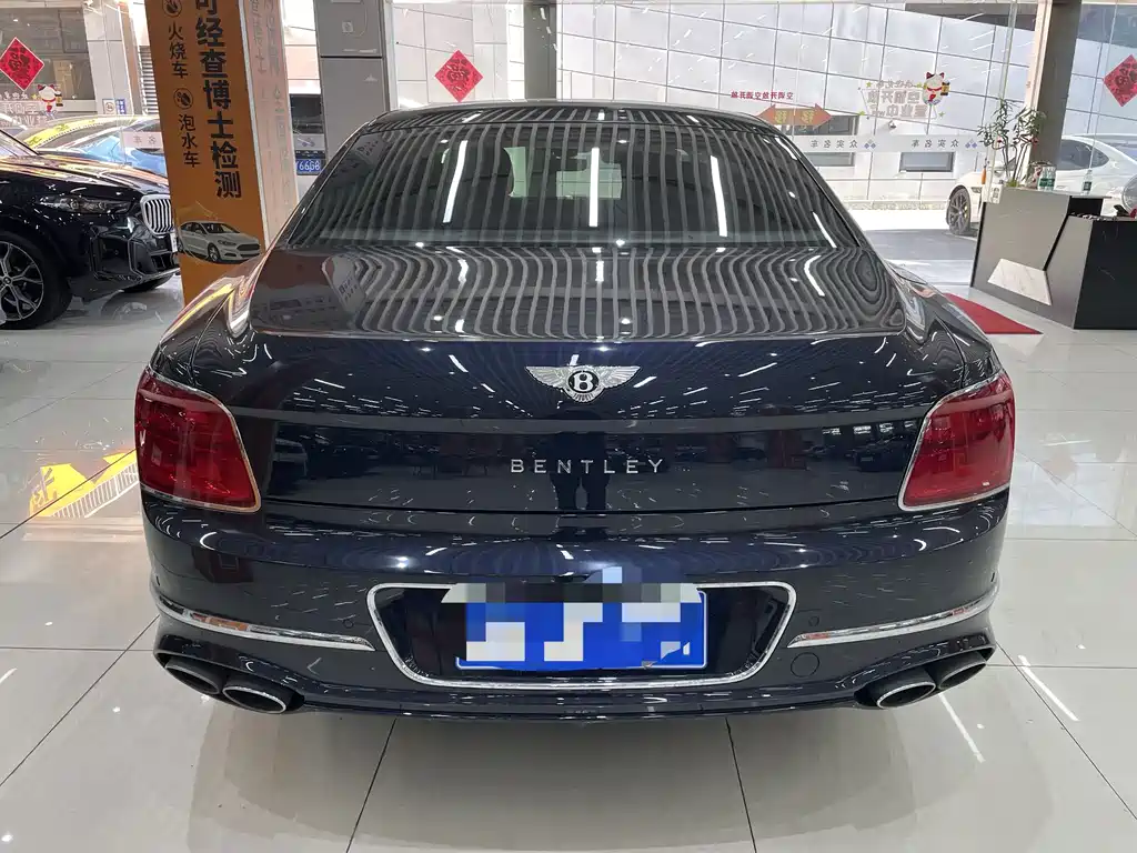 Bentley Flying Spur — миниатюра 8