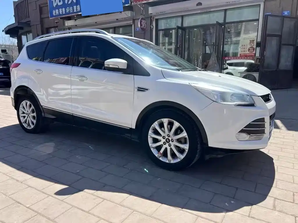 Ford Kuga — миниатюра 3