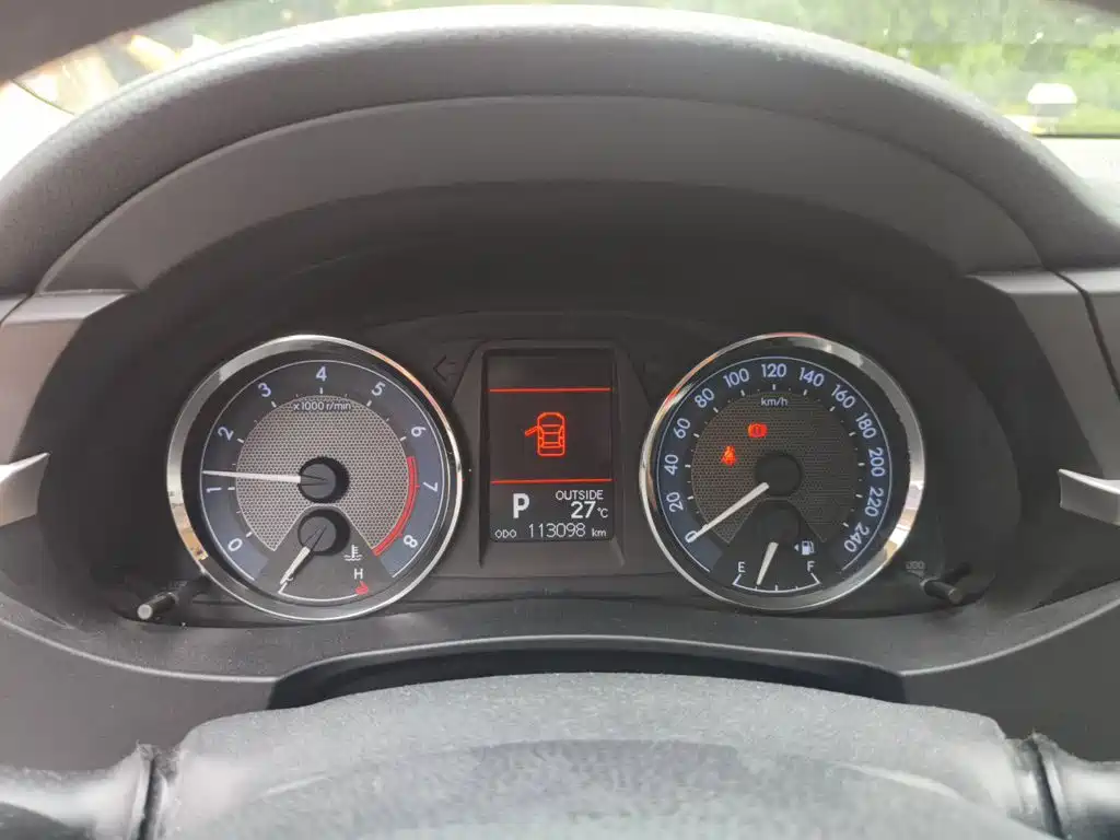 Toyota Corolla — миниатюра 7