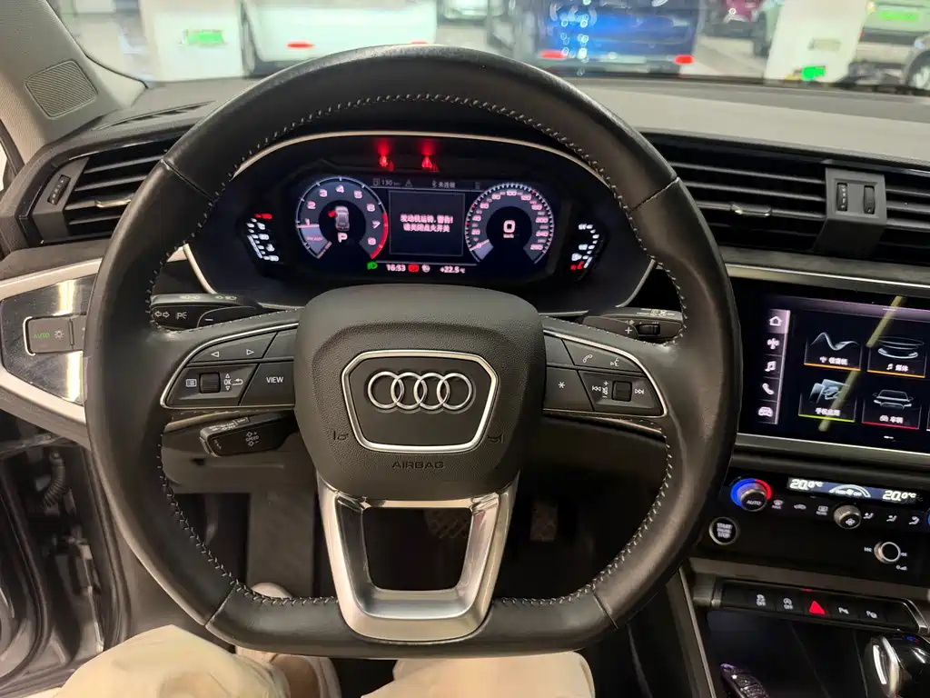 Audi Q3 — миниатюра 11