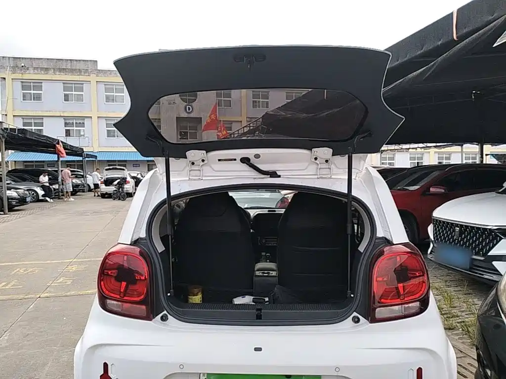 Roewe Clever — миниатюра 19
