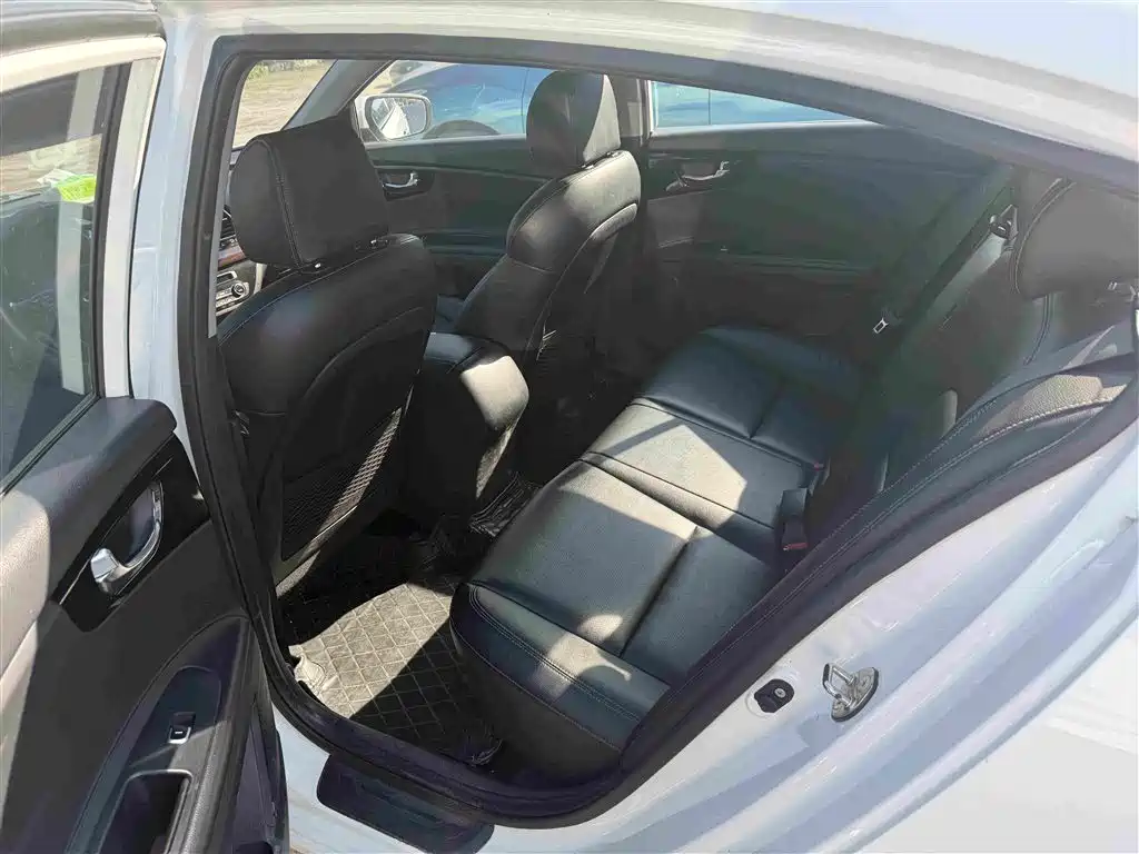 Kia K4 — миниатюра 4