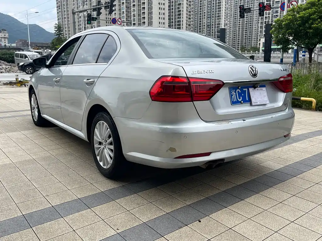 Volkswagen Lavida — миниатюра 7