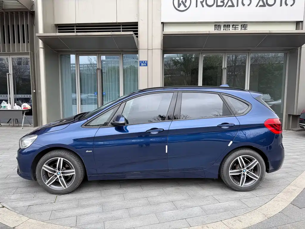 BMW 2 SERIES STATION WAGON