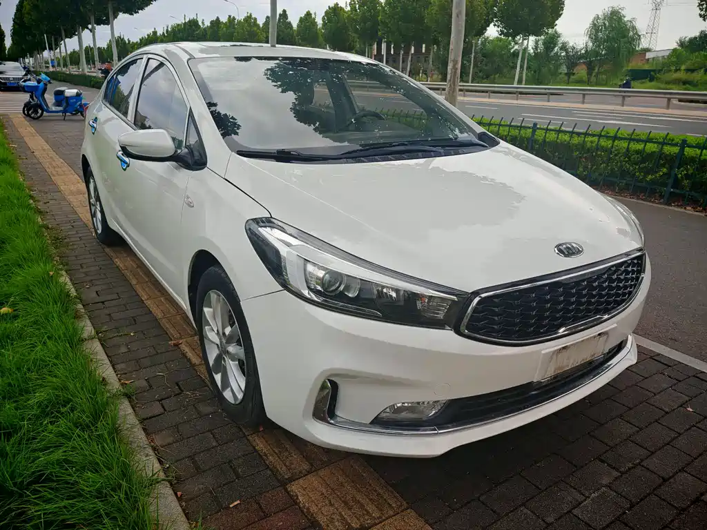 KIA K3