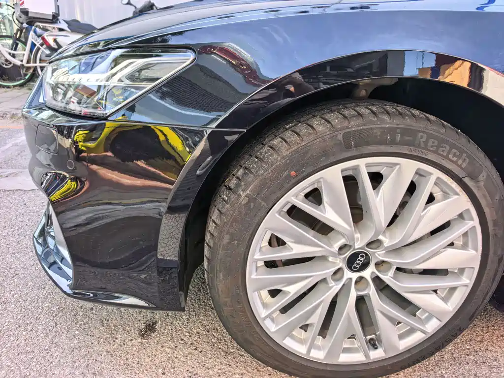 Audi A7L — миниатюра 12